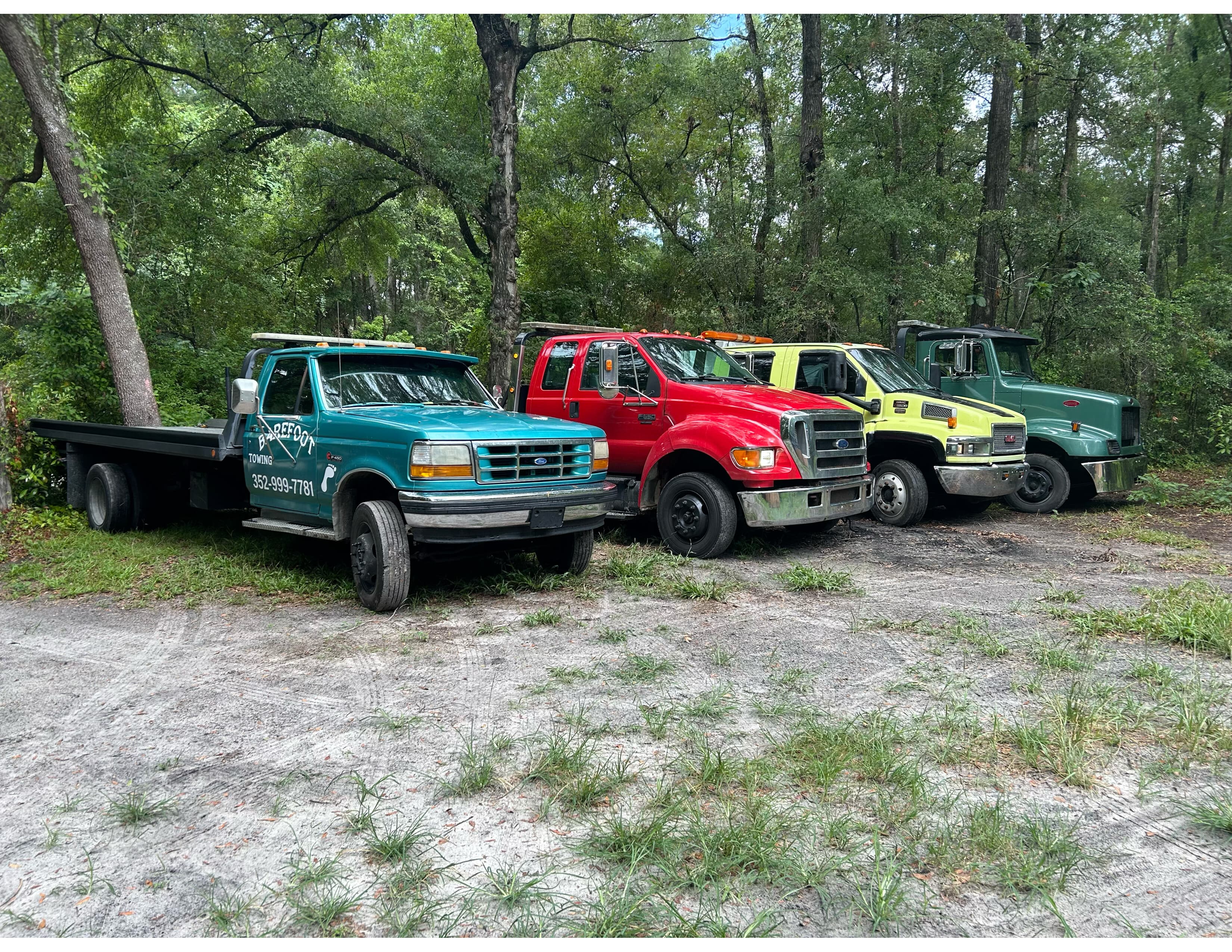 Barefoot Towing truck